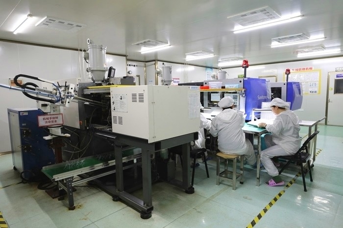 SICHUAN VSTAR OPTICAL TECHNOLOGY CO.,LTD 工場生産ライン